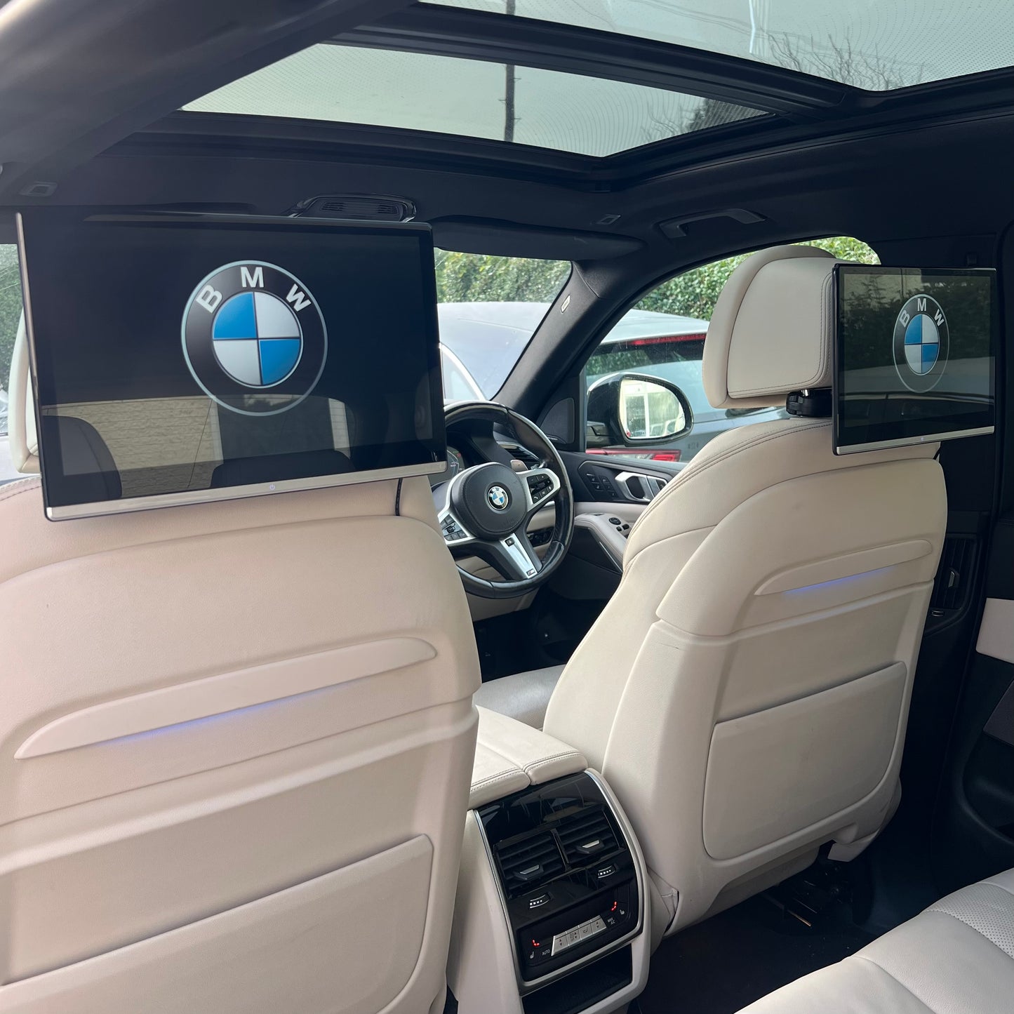 13.3” Head Rest Entertainment Screen